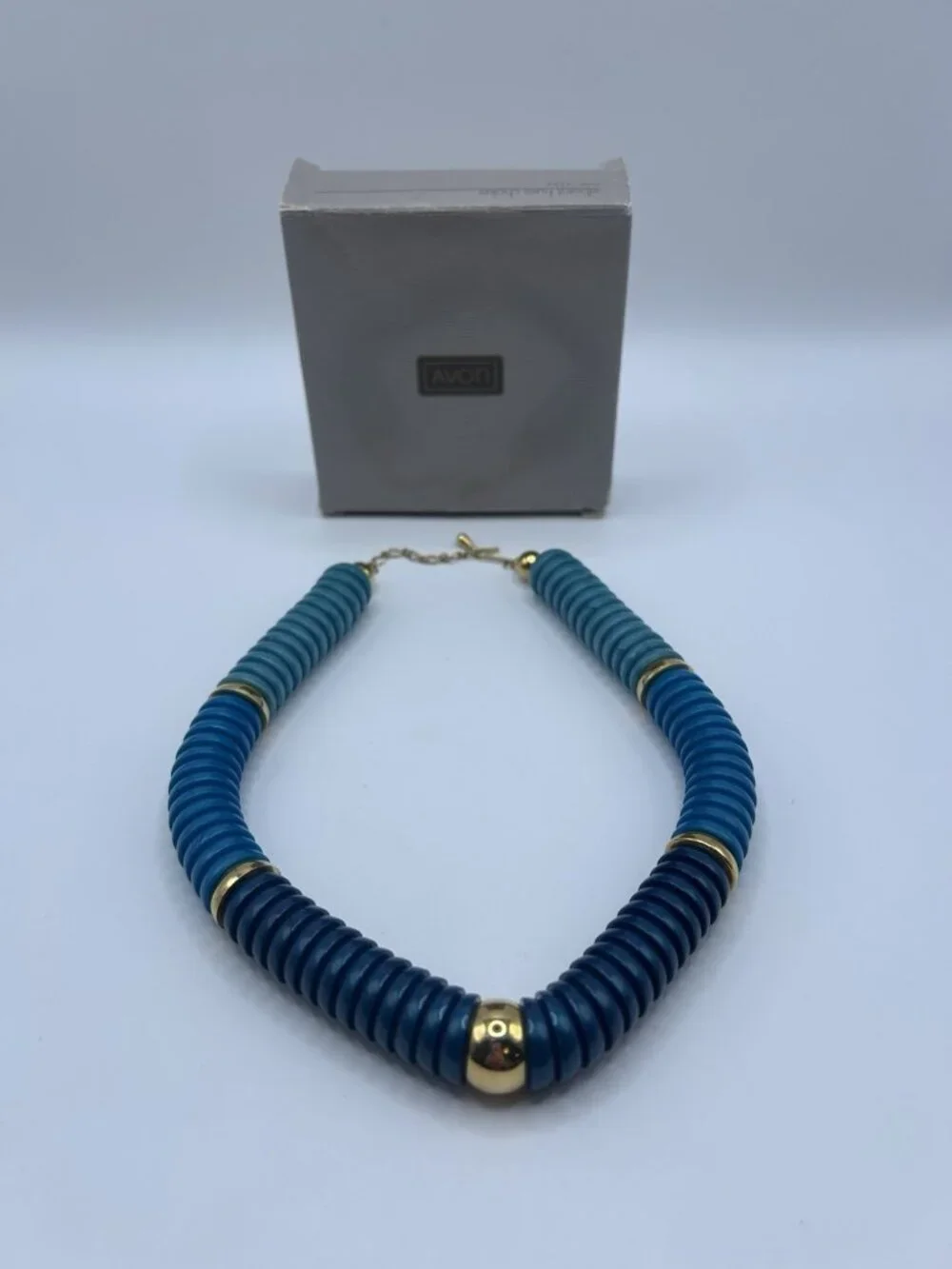 Vintage Avon Necklace Blue Vibrant Hues Choker Ombre Stacked Dome Acrylic